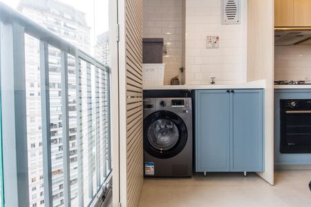 Área de Serviço de apartamento para alugar com 2 quartos, 52m² em Alphaville Empresarial, Barueri