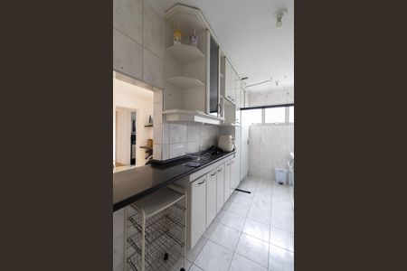 Apartamento à venda com 55m², 2 quartos e 1 vaga Apartamento à venda com 55m², 2 quartos e 1 vagaCozinha e Área de Serviço