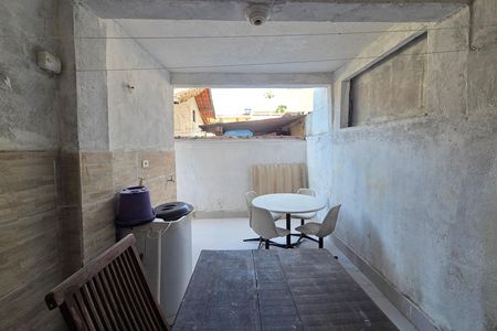 Casa para alugar com 101m², 2 quartos e 2 vagas Casa para alugar com 101m², 2 quartos e 2 vagasÁrea de Serviço