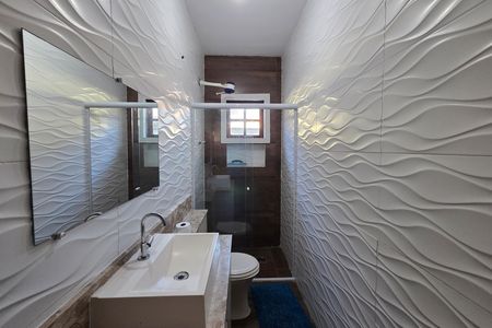 Casa para alugar com 101m², 2 quartos e 2 vagas Casa para alugar com 101m², 2 quartos e 2 vagasBanheiro da Suíte 1