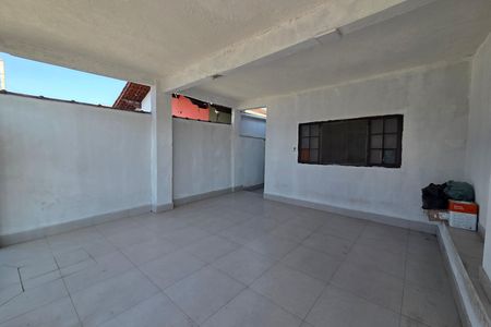 Casa para alugar com 101m², 2 quartos e 2 vagas Casa para alugar com 101m², 2 quartos e 2 vagasGaragem