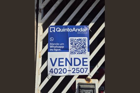 plaquinha de casa à venda com 4 quartos, 225m² em Vila Cecilia Maria, Santo André