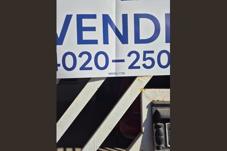 Casa à venda com 225m², 4 quartos e 3 vagas Casa à venda com 225m², 4 quartos e 3 vagasplaquinha