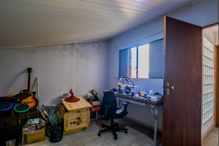 Casa à venda com 225m², 4 quartos e 3 vagas Casa à venda com 225m², 4 quartos e 3 vagasQuarto 3