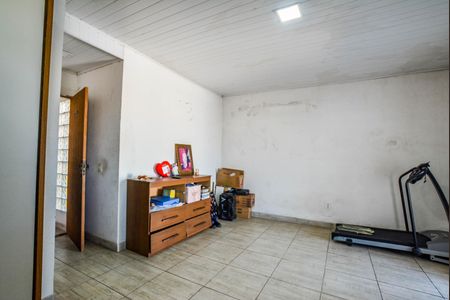 Casa à venda com 225m², 4 quartos e 3 vagas Casa à venda com 225m², 4 quartos e 3 vagasQuarto Suíte