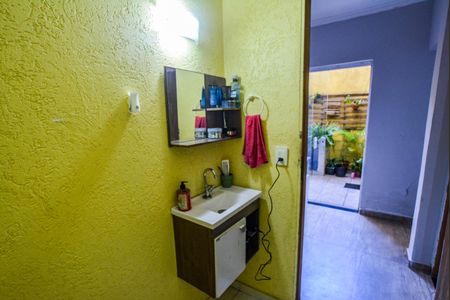 Casa à venda com 225m², 4 quartos e 3 vagas Casa à venda com 225m², 4 quartos e 3 vagasLavabo