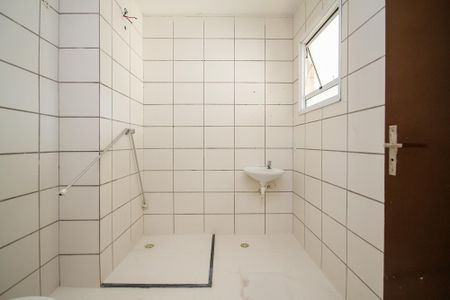 Banheiro de apartamento para alugar com 2 quartos, 53m² em Jardim Arco-iris, Cotia