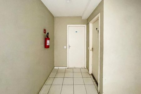 Hall Andar de apartamento para alugar com 2 quartos, 53m² em Jardim Arco-iris, Cotia
