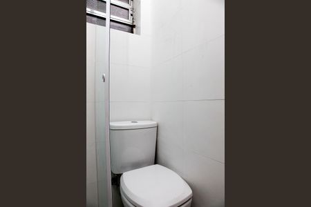 Banheiro de apartamento para alugar com 1 quarto, 36m² em Petrópolis, Porto Alegre