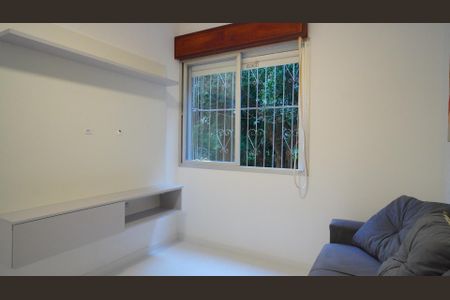 Sala de apartamento para alugar com 1 quarto, 36m² em Petrópolis, Porto Alegre