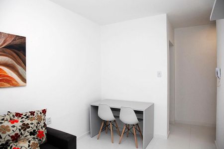 Sala de apartamento para alugar com 1 quarto, 36m² em Petrópolis, Porto Alegre