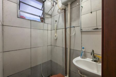 Banheiro  de casa de condomínio para alugar com 0 quarto, 30m² em Vila Tupi, Praia Grande
