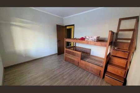Casa para alugar com 500m², 3 quartos e 8 vagasQuarto