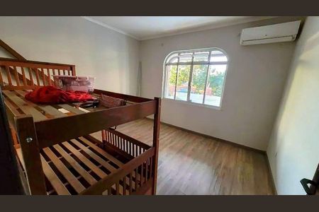 Casa para alugar com 500m², 3 quartos e 8 vagasQuarto