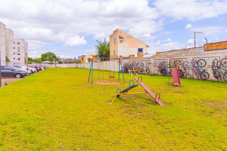 Apartamento à venda com 41m², 2 quartos e 1 vaga Apartamento à venda com 41m², 2 quartos e 1 vagaÁrea comum - Playground