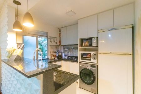 Apartamento à venda com 41m², 2 quartos e 1 vaga Apartamento à venda com 41m², 2 quartos e 1 vagaCozinha e Área de Serviço