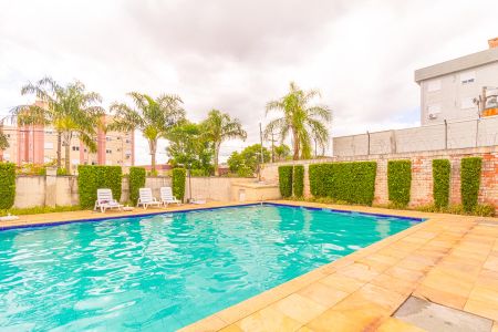 Apartamento à venda com 41m², 2 quartos e 1 vaga Apartamento à venda com 41m², 2 quartos e 1 vagaÁrea comum - Piscina