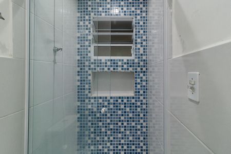Banheiro de kitnet/studio para alugar com 1 quarto, 24m² em Jardim Felicidade(zona Norte), São Paulo