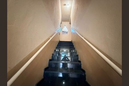 Studio para alugar com 30m², 1 quarto e sem vaga Studio para alugar com 30m², 1 quarto e sem vagaEntrada