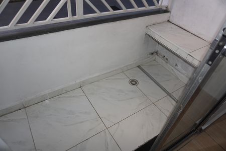 Apartamento para alugar com 44m², 2 quartos e sem vagaVaranda