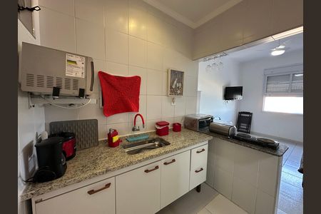 Cozinha de apartamento para alugar com 1 quarto, 25m² em Itararé, São Vicente