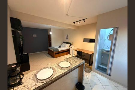 Quarto/Cozinha de kitnet/studio para alugar com 1 quarto, 29m² em Parque Jardim Carioca, Campos dos Goytacazes