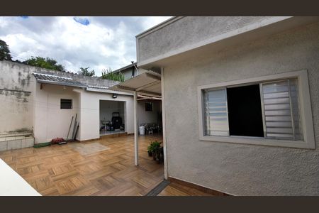 Área externa de casa à venda com 3 quartos, 265m² em Jardim Martins, Jundiaí
