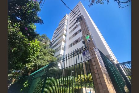 Fachada de apartamento à venda com 3 quartos, 83m² em Pinheiros, São Paulo