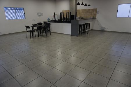 Apartamento para alugar com 48m², 2 quartos e 1 vagaÁrea comum - Salão de festas