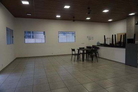 Apartamento para alugar com 48m², 2 quartos e 1 vagaÁrea comum - Salão de festas