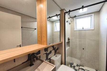 Banheiro de apartamento para alugar com 2 quartos, 44m² em Vila São Bernardo, Campinas