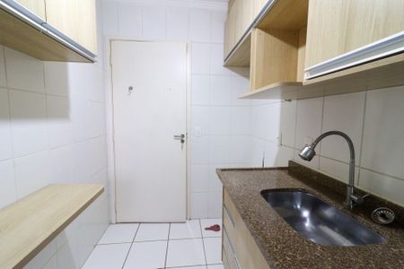 Cozinha de apartamento à venda com 2 quartos, 55m² em Botafogo, Campinas