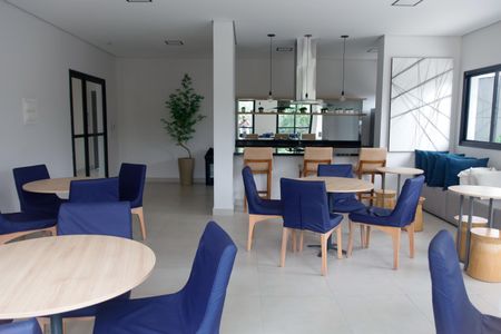 Apartamento para alugar com 35m², 1 quarto e 1 vaga Apartamento para alugar com 35m², 1 quarto e 1 vagaÁrea comum - Salão de festas