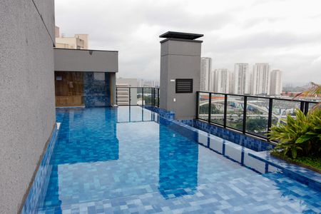 Apartamento para alugar com 35m², 1 quarto e 1 vaga Apartamento para alugar com 35m², 1 quarto e 1 vagaÁrea comum - Piscina