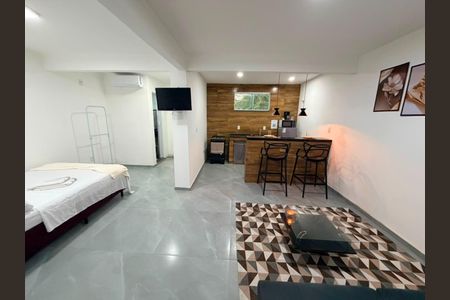 Kitnet/Studio para alugar com 1 quarto, 29m² em Parque Jardim Carioca, Campos dos Goytacazes