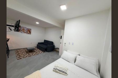 Studio para alugar com 29m², 1 quarto e sem vaga Studio para alugar com 29m², 1 quarto e sem vagaSala/Quarto