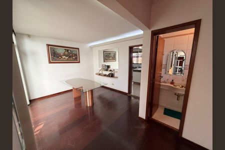 Sala de casa à venda com 5 quartos, 697m² em Butantã, São Paulo