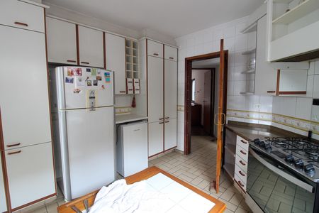 Cozinha de casa à venda com 5 quartos, 697m² em Butantã, São Paulo