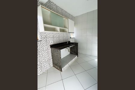 Cozinha de apartamento para alugar com 2 quartos, 55m² em Terra Firme, Rio das Ostras