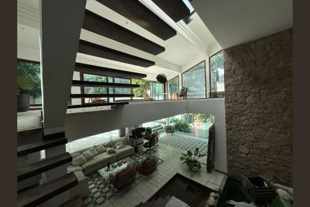 Casa para alugar com 1000m², 5 quartos e 2 vagas Casa para alugar com 1000m², 5 quartos e 2 vagasSala