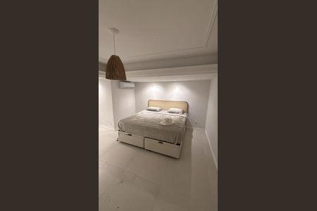 Quarto de casa para alugar com 5 quartos, 1000m² em Joá, Rio de Janeiro