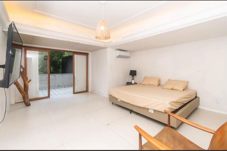 Quarto de casa para alugar com 5 quartos, 1000m² em Joá, Rio de Janeiro