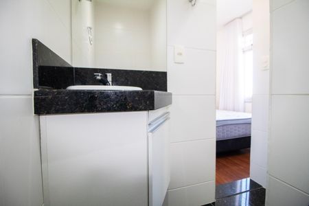 Apartamento para alugar com 80m², 2 quartos e 1 vagaBanheiro da suite 