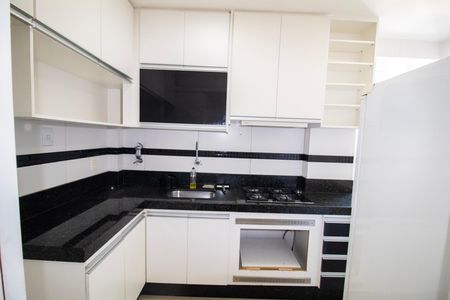 Cozinha de apartamento para alugar com 2 quartos, 80m² em Nova Suíça, Belo Horizonte