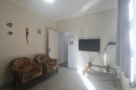 Sala de apartamento para alugar com 1 quarto, 55m² em Jardim Ana Maria, Guarujá