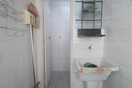 Área de Serviço de apartamento para alugar com 1 quarto, 55m² em Jardim Ana Maria, Guarujá