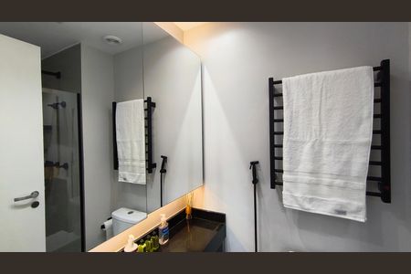 Banheiro de kitnet/studio para alugar com 1 quarto, 30m² em Vila Mariana, São Paulo