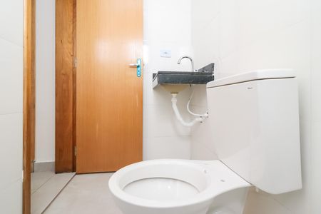 Apartamento para alugar com 40m², 2 quartos e sem vaga Apartamento para alugar com 40m², 2 quartos e sem vagaBanheiro