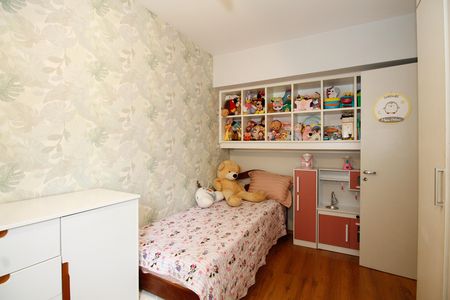 Quarto de apartamento à venda com 2 quartos, 94m² em Vila Madalena, São Paulo