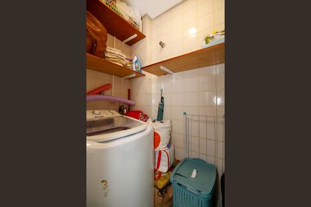 Área de Serviço de apartamento à venda com 2 quartos, 94m² em Vila Madalena, São Paulo